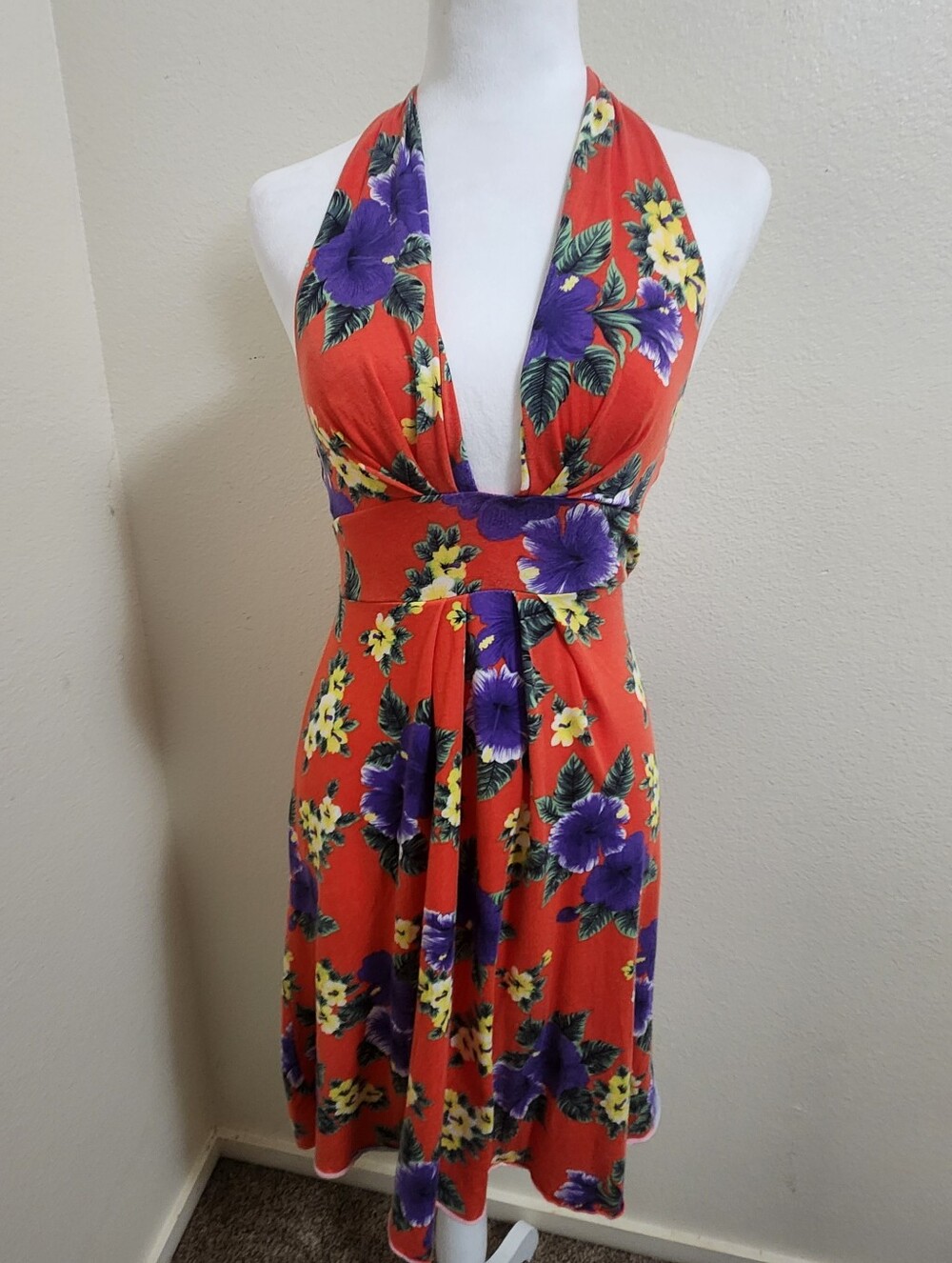 💐VTG Free People Red Tropical Floral Halter Hawaiian Dress Size S Boho Beach - Picture 2 of 16